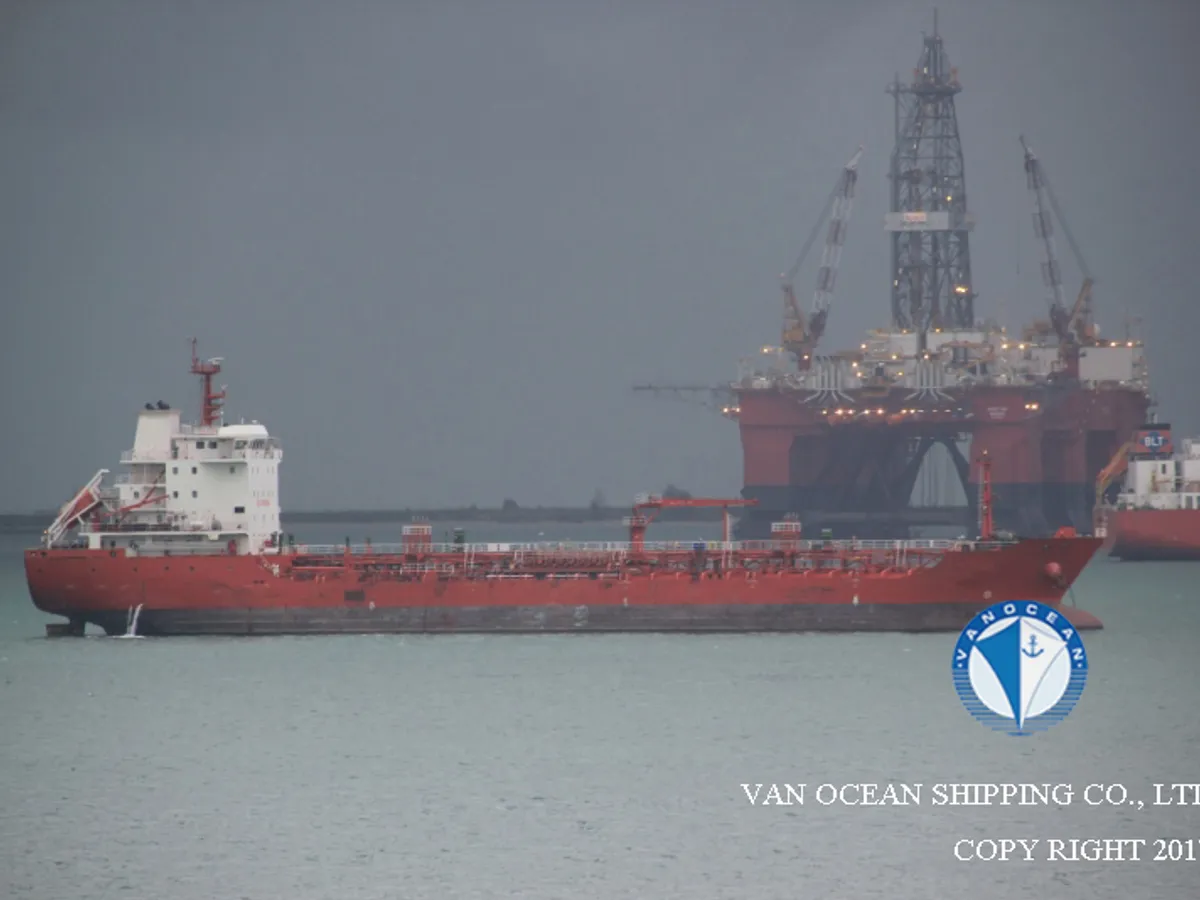 Kapal tanker minyak/bahan kimia kanggo didol
