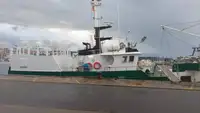 Kapal trawler kanggo didol