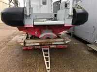Kapal kerja kanggo didol