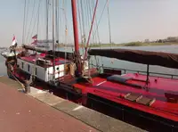 Yacht kanggo didol