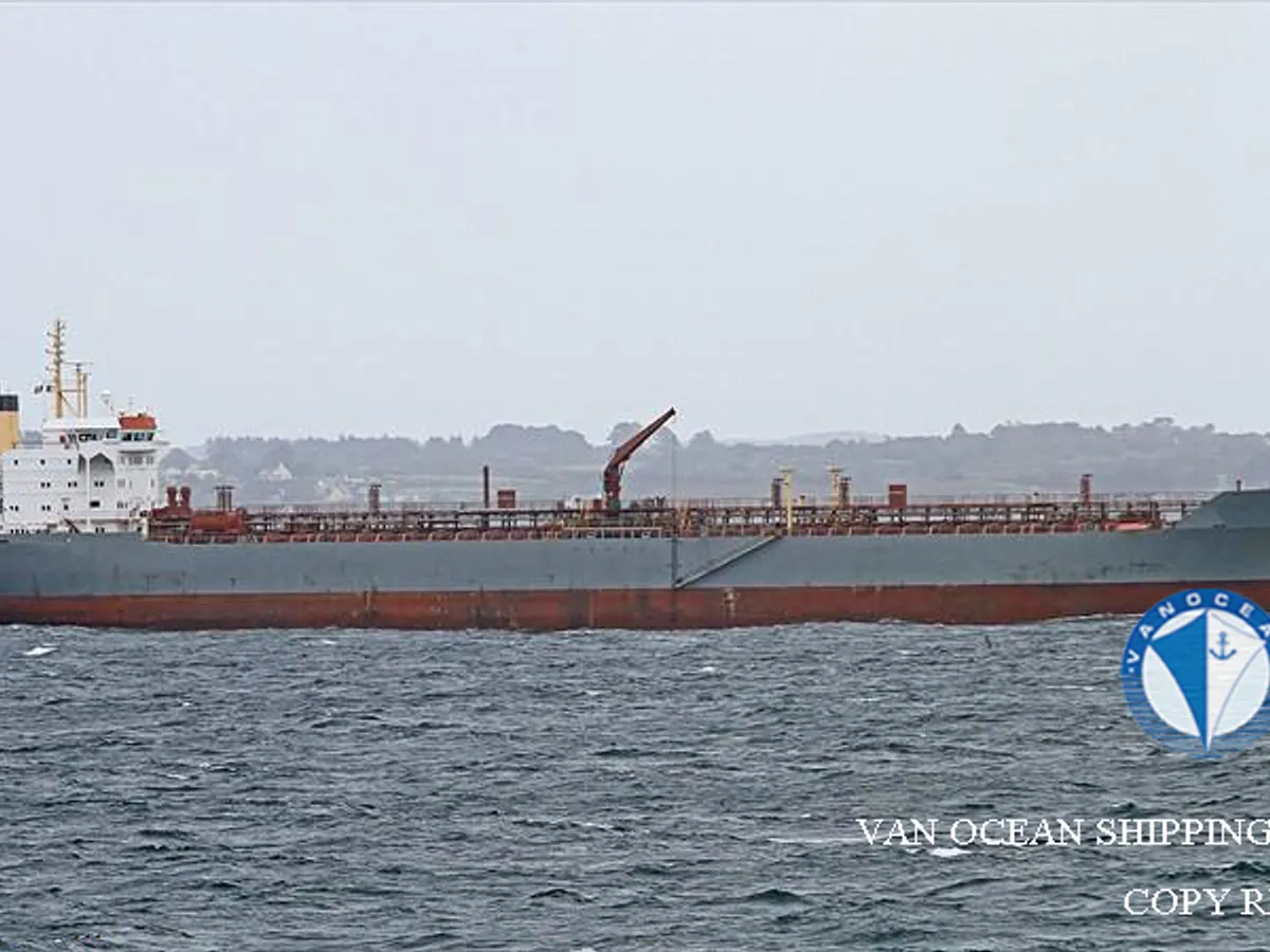 Kapal tanker minyak/bahan kimia kanggo didol