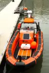 Kapal kontainer kanggo didol