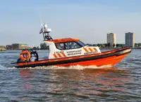 Kapal kontainer kanggo didol