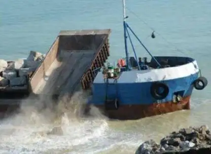 Kapal dredger kanggo didol