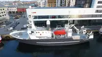 Kapal kontainer kanggo didol