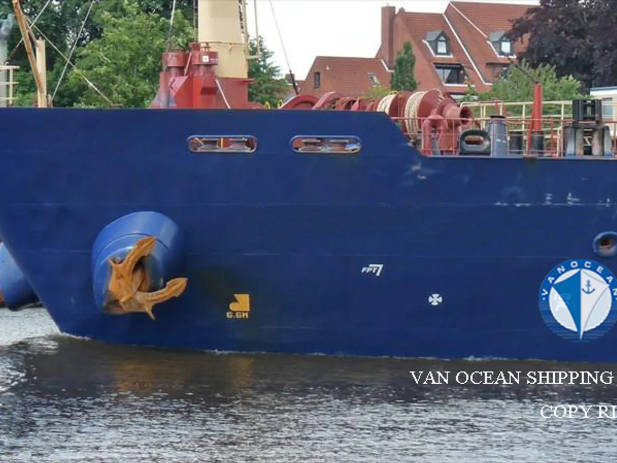 Kapal tanker minyak/bahan kimia kanggo didol