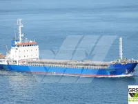 Kapal kargo garing kanggo didol
