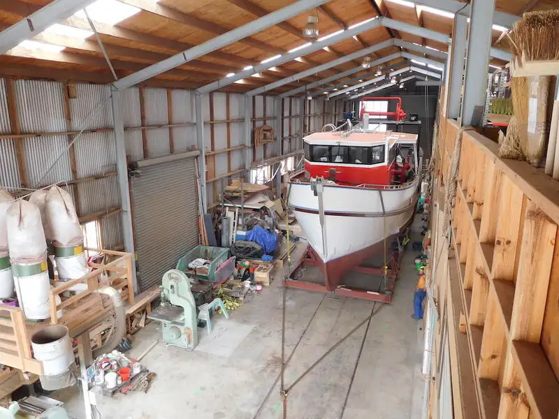 Kapal trawler kanggo didol
