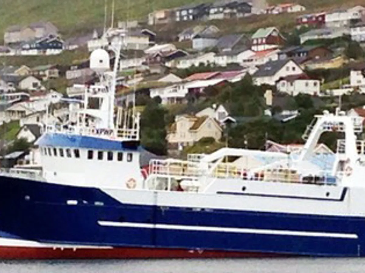 Kapal trawler kanggo didol