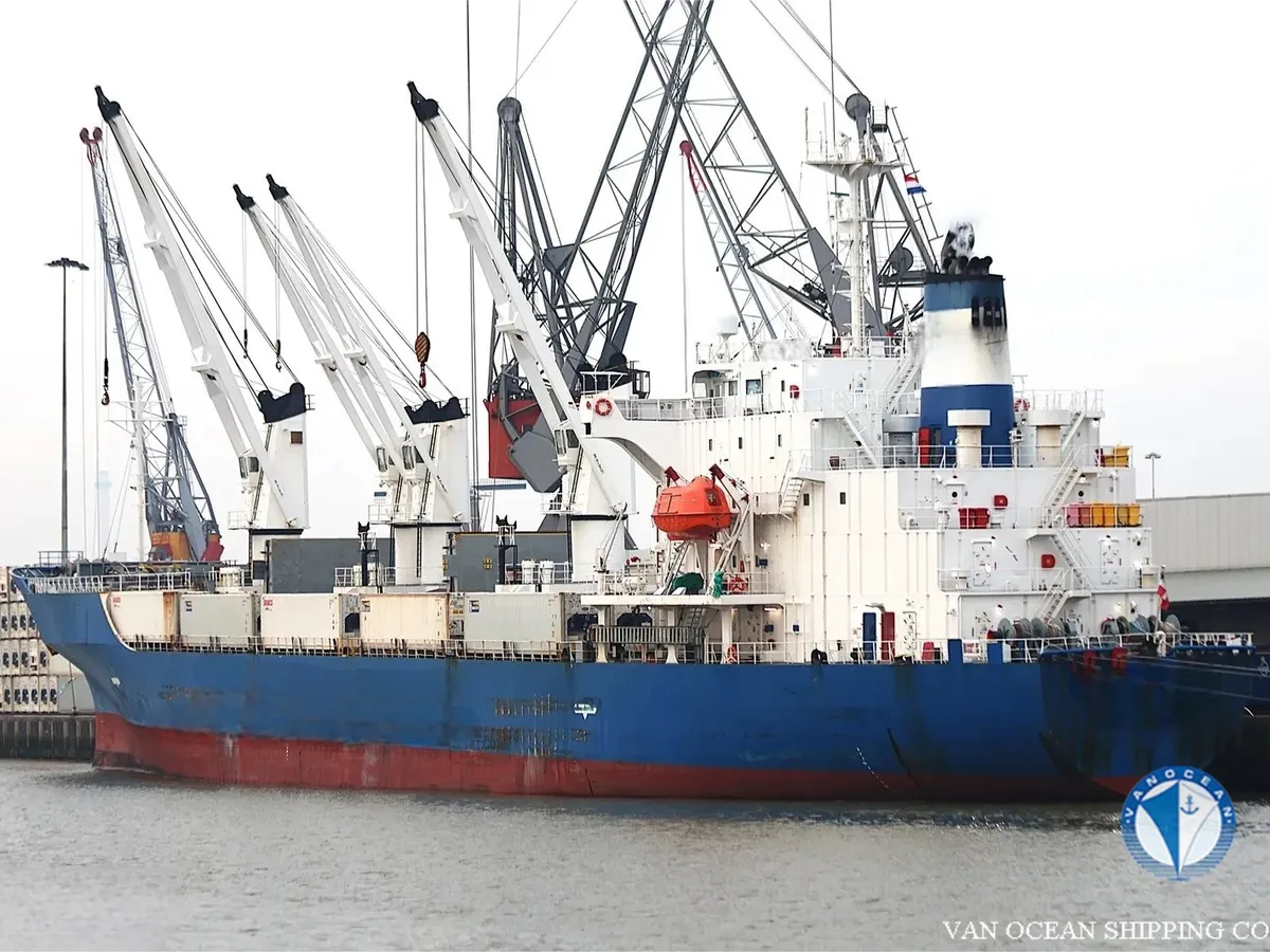 Kapal reefer kanggo didol