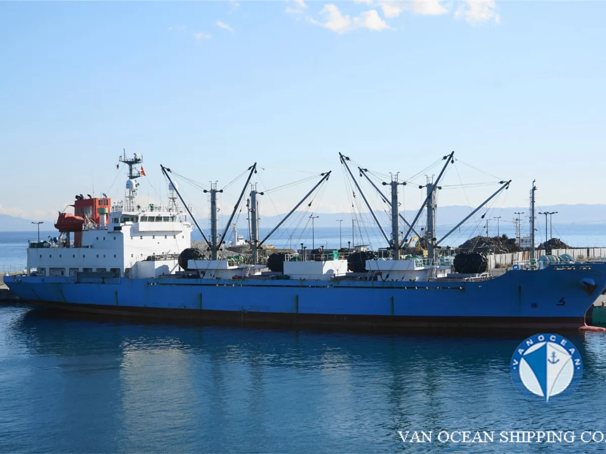 Kapal reefer kanggo didol