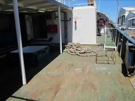 Kapal longliner kanggo didol