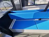 Kapal kontainer kanggo didol