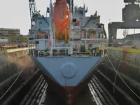 Kapal tanker minyak/bahan kimia kanggo didol