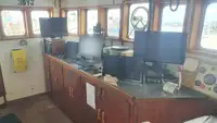 Kapal longliner kanggo didol