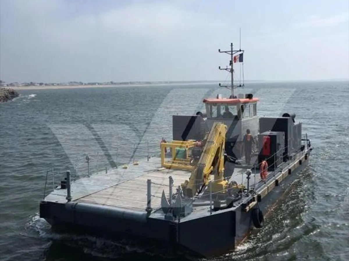 Kapal dredger kanggo didol