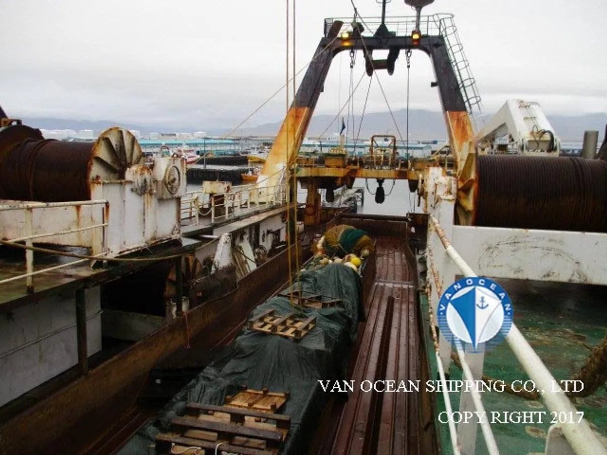 Kapal trawler kanggo didol