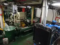 Kapal kerja kanggo didol