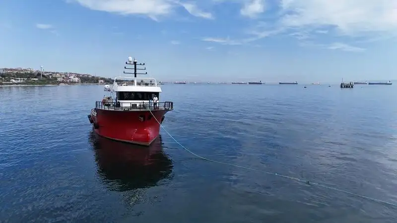 Kapal kerja kanggo didol