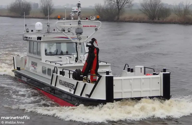 Kapal kerja kanggo didol