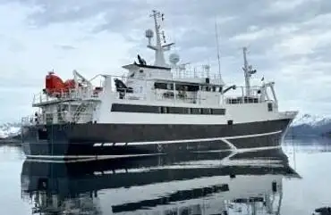 Fishing Trawler kanggo didol