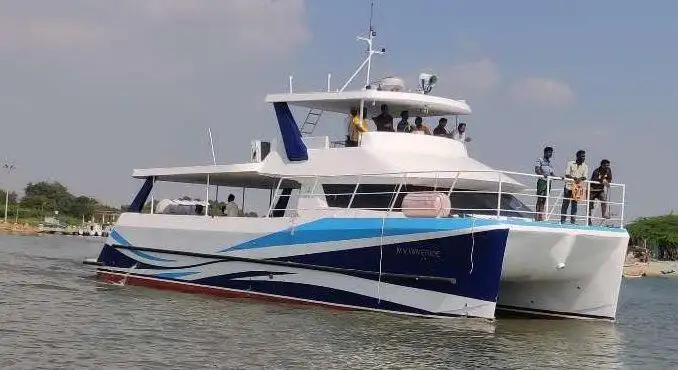 Kapal motor kanggo didol