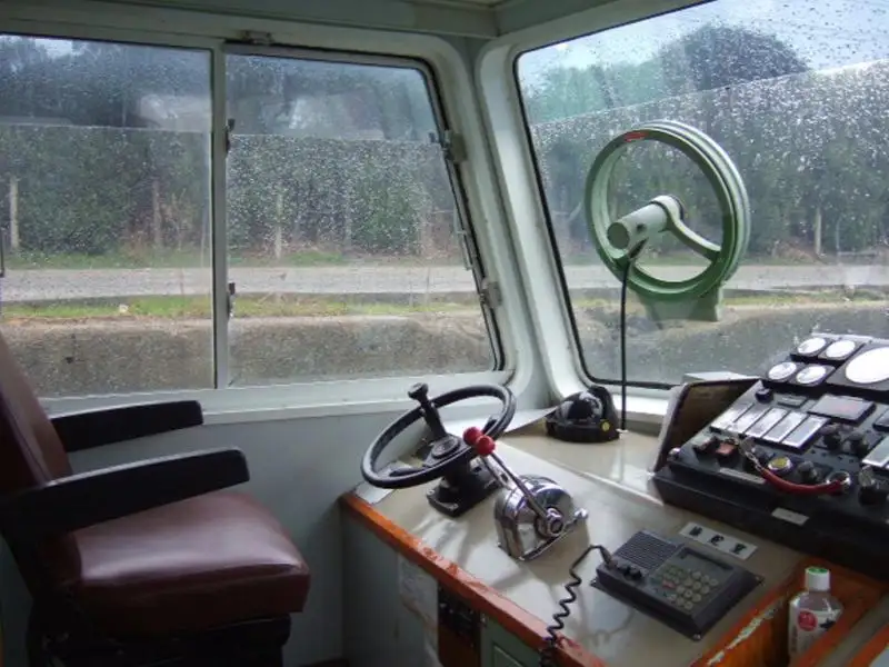 Pilot boat kanggo didol