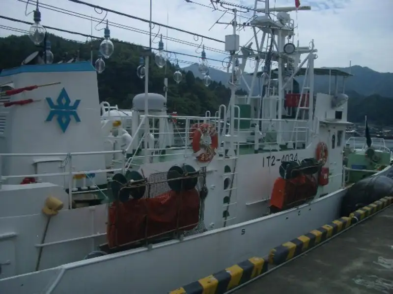 Fishing Trawler kanggo didol