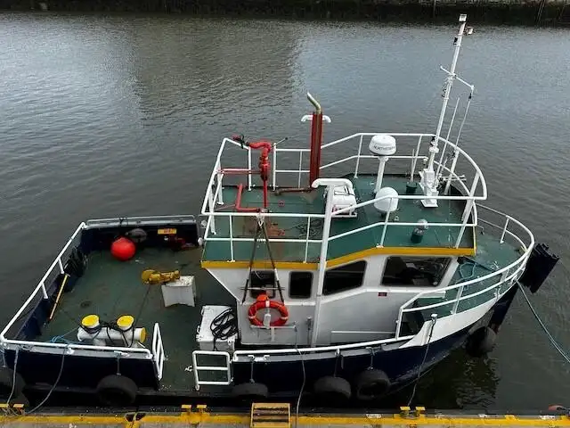 Kapal kerja kanggo didol