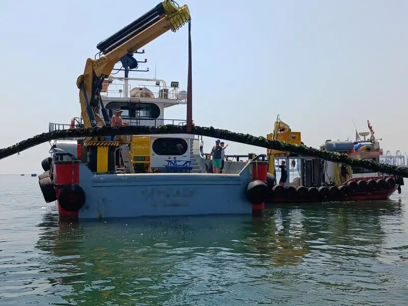 Kapal kerja kanggo didol