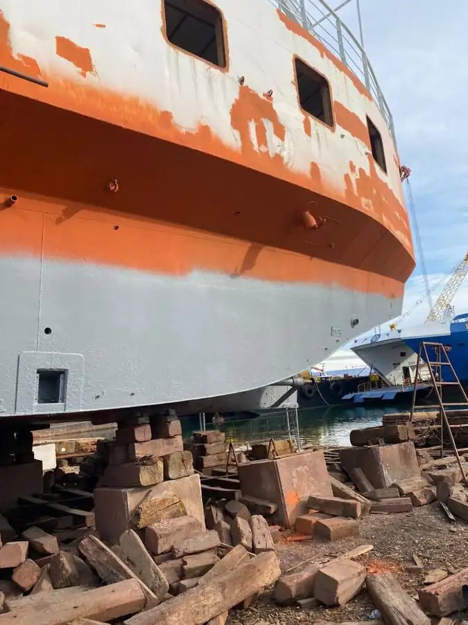 Kapal feri kanggo didol