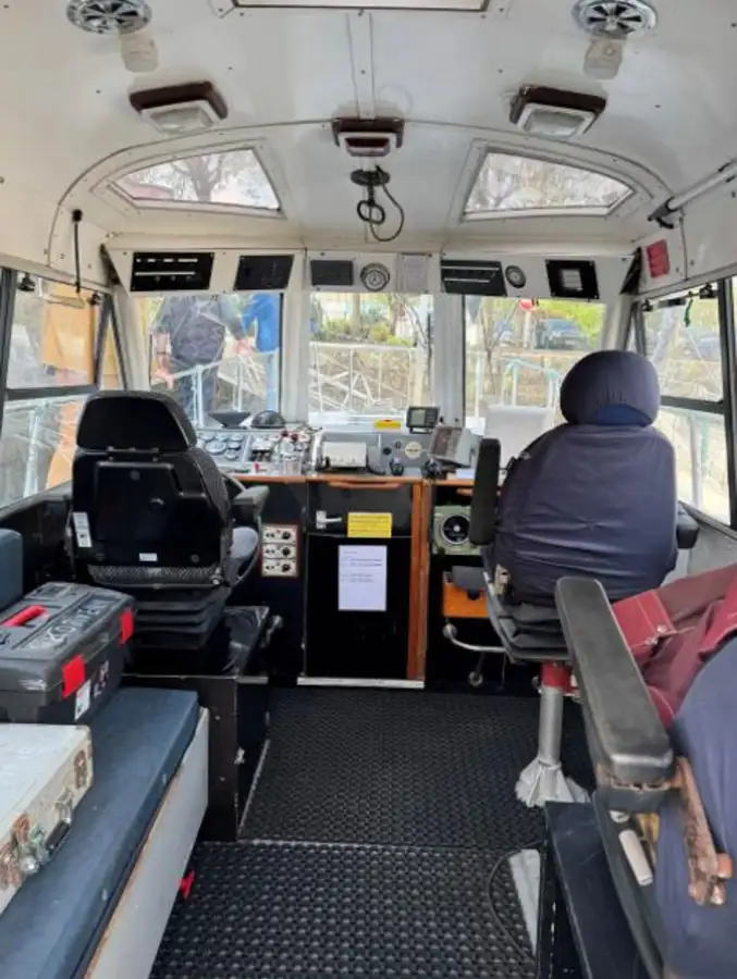 Pilot boat kanggo didol