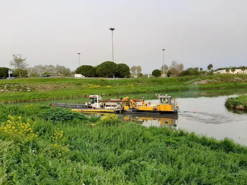 Tongkang kanggo didol