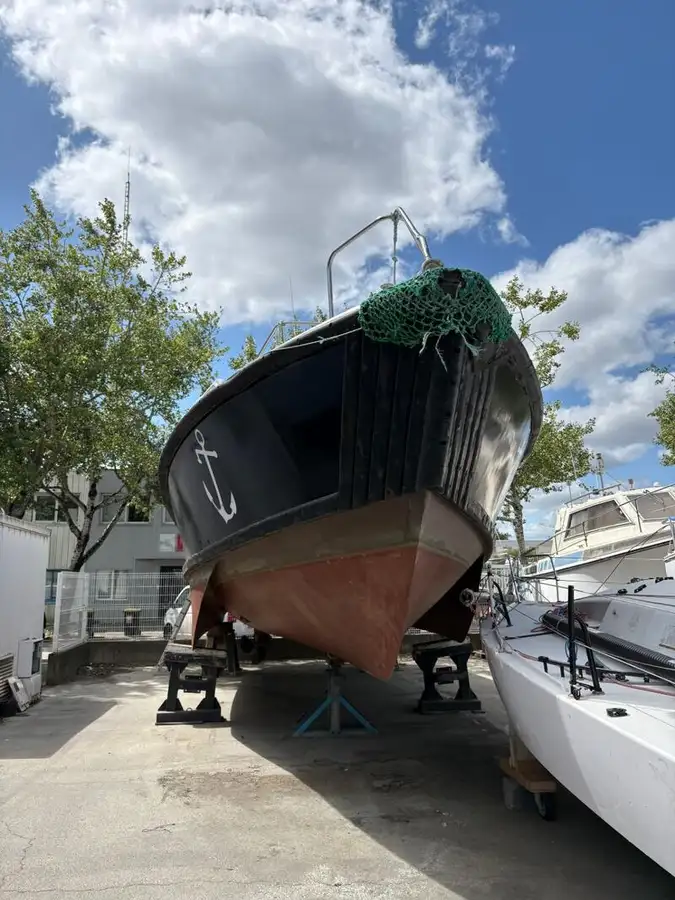 Pilot boat kanggo didol