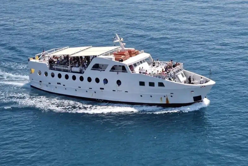 Kapal RoPax kanggo didol