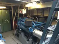 Kapal survey kanggo didol