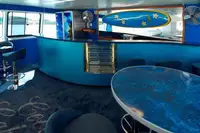 Katamaran kanggo didol