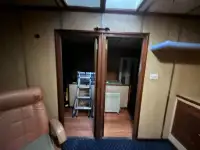 Kapal kerja kanggo didol