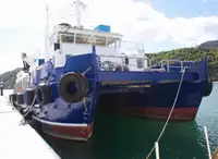 Katamaran kanggo didol