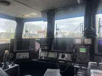 Katamaran kanggo didol