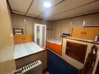 Kapal kerja kanggo didol