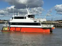 Kapal kontainer kanggo didol