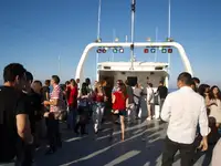 Kapal feri kanggo didol