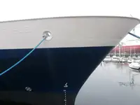 Kapal kontainer kanggo didol