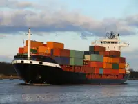 Kapal kontainer kanggo didol