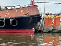 Pilot boat kanggo didol