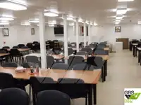 Kapal kontainer kanggo didol