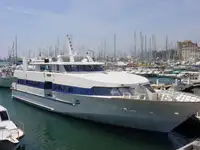 Kapal feri kanggo didol