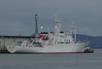 Kapal riset kanggo didol