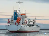 Kapal reefer kanggo didol